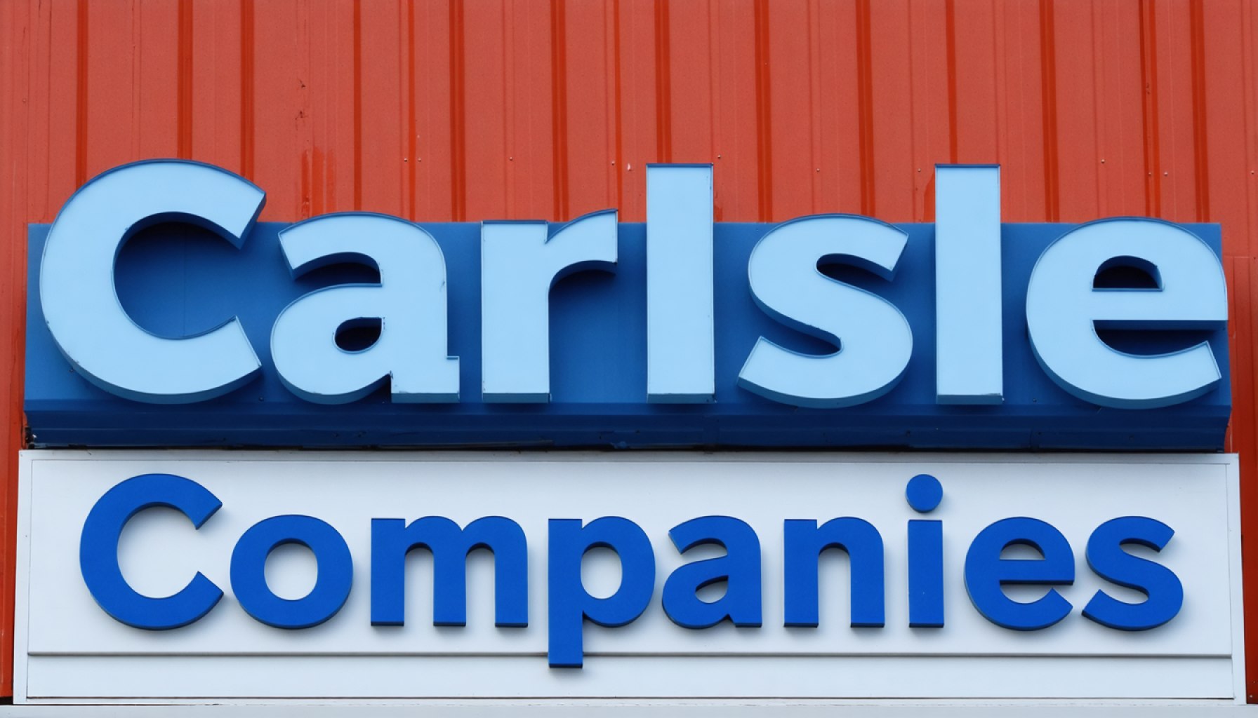 Why Carlisle Companies' Recent Slump Might Be a Hidden Gem for Investors